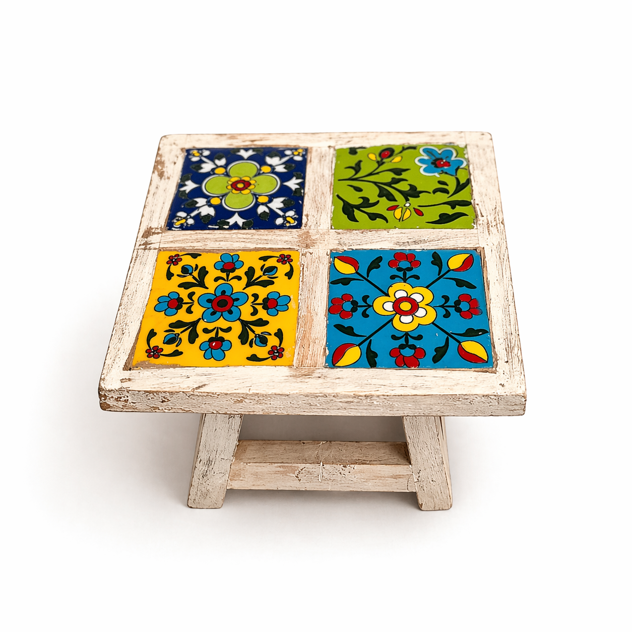 Rangriti Accent Stool